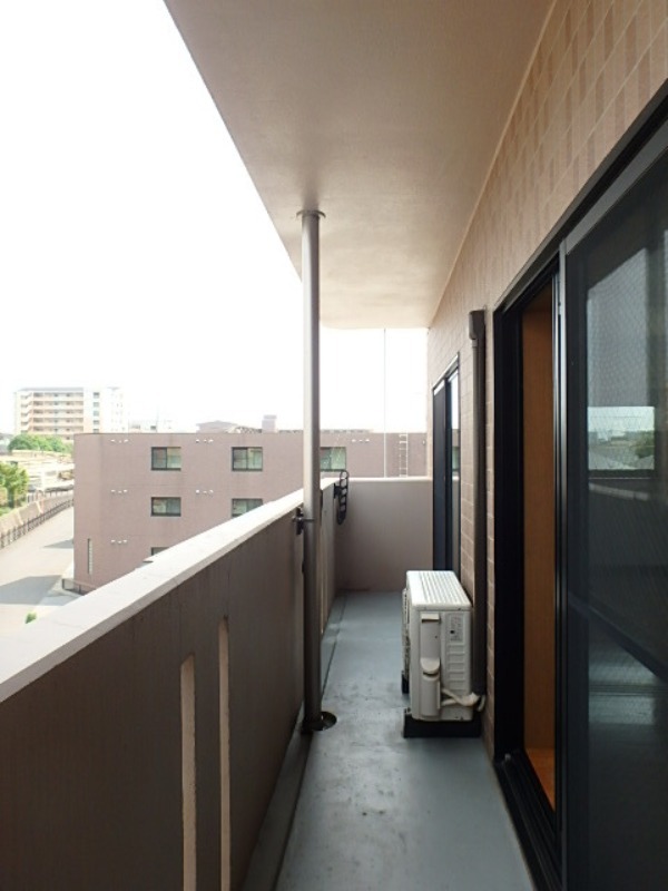 バルコニー　図面と現状に相違がある場合には現状を優先