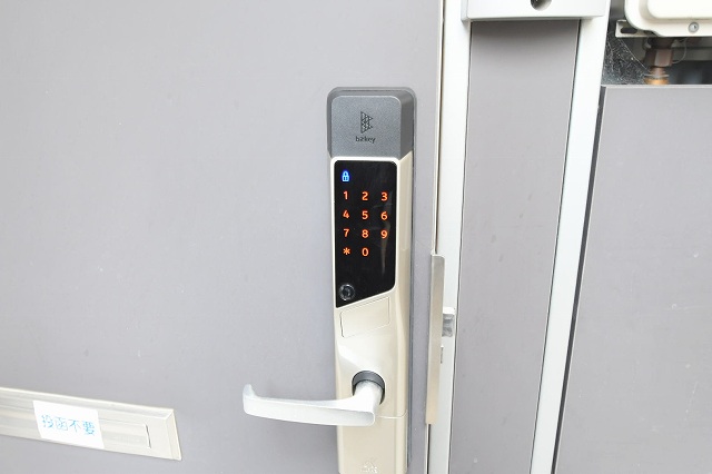 建物外観　スマートロック完備