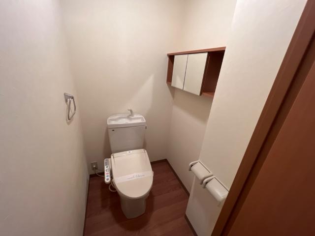 トイレ　シャワー付トイレ