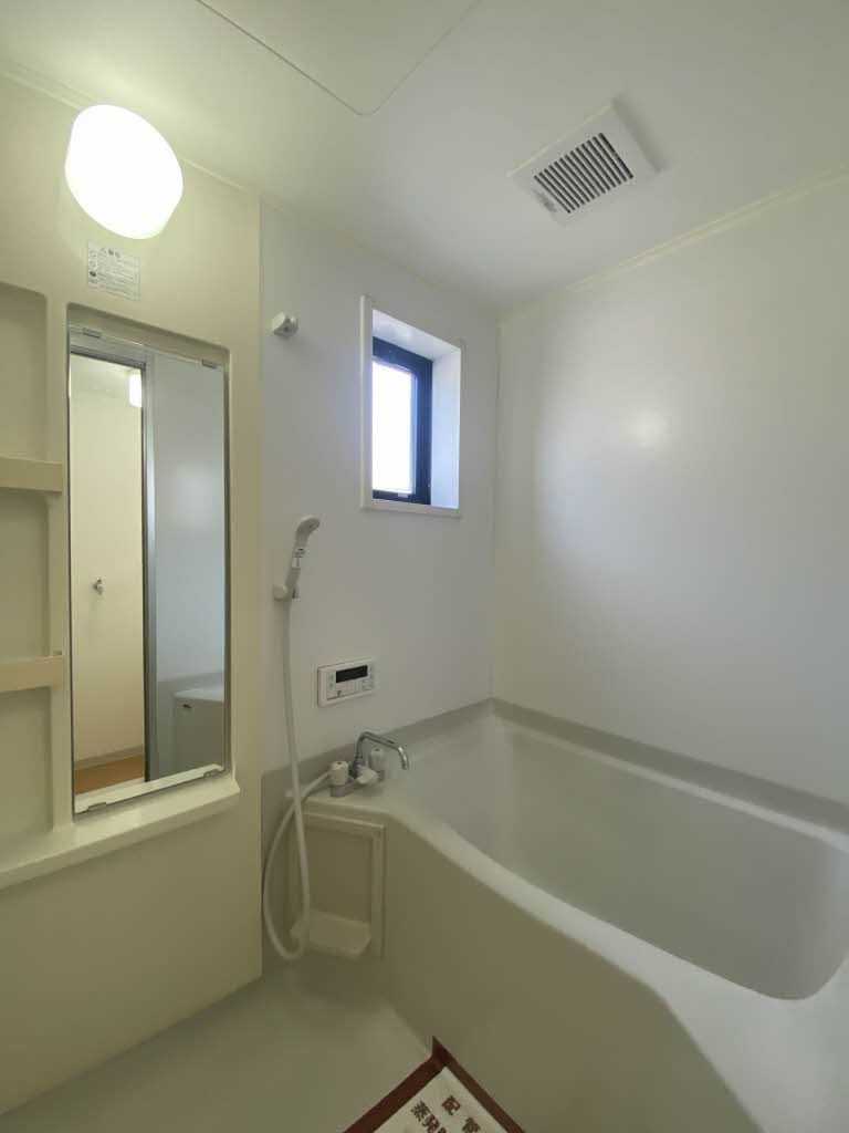 バス・シャワールーム　バスルーム