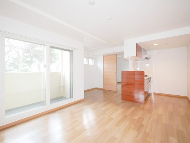 居室・リビング　ペット可♪敷金礼金無料♪駐車場セット契約です