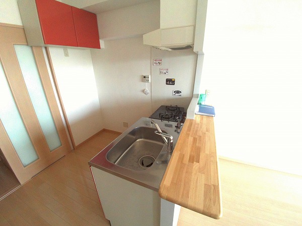 キッチン　同タイプのお部屋です。現状優先となります。