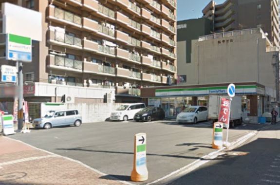 コンビニ　ファミリーマート小倉片野四丁目店（コンビニ）まで257m