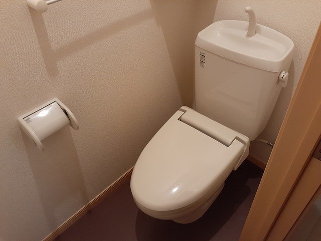 トイレ　ゆったりとした空間のトイレです