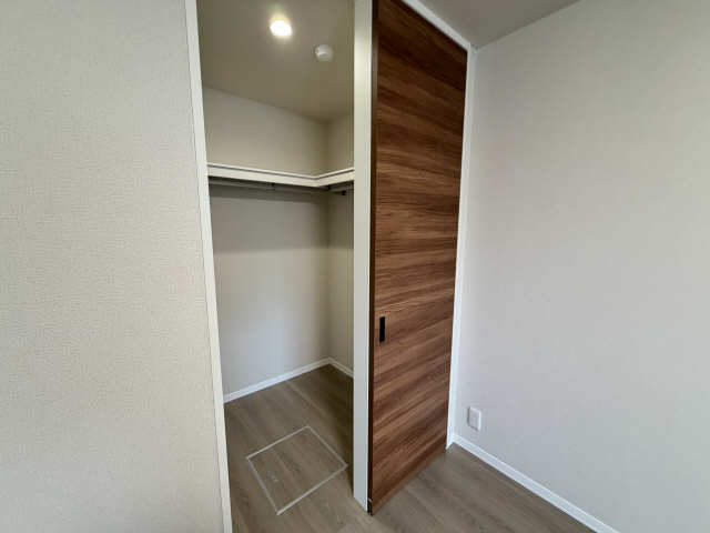 収納　ウォークインクローゼット