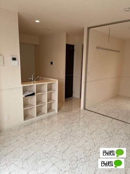 居室・リビング　１０２リビング