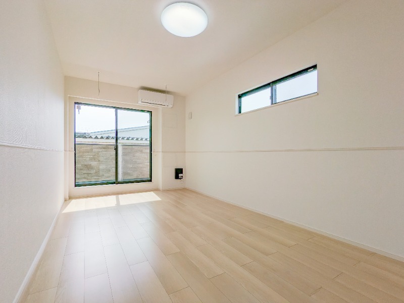 居室・リビング　図面と現状に相違がある場合には現状を優先