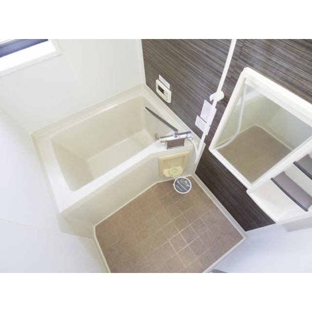 バス・シャワールーム　リノベーション前の写真です