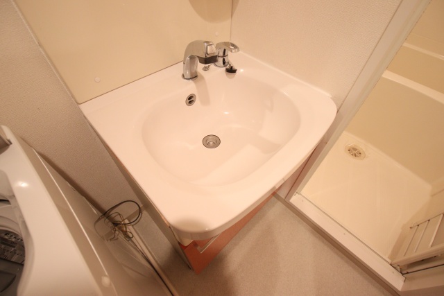 洗面設備　※別室の参考写真の為、現況優先です。