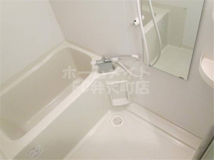 バス・シャワールーム　お風呂です