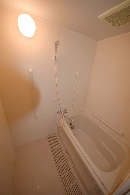 バス・シャワールーム　★追い焚きあり★