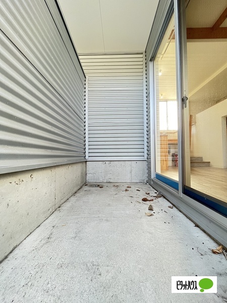 バルコニー　同一タイプ