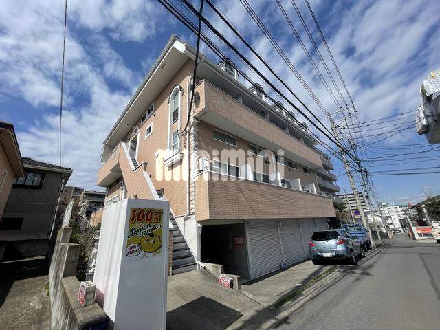 建物外観　おしゃれな外観　駅前は買い物便利