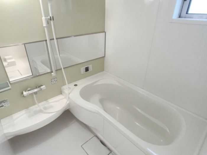 バス・シャワールーム　追い焚き・浴室乾燥・1坪風呂