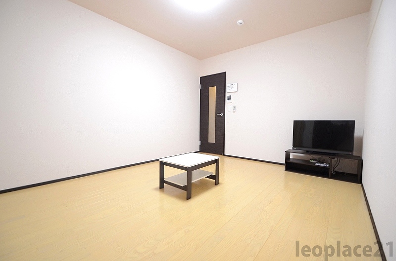 居室・リビング　シンプルなタイプのお部屋です！