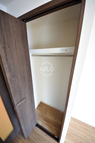 収納　エグゼ堺筋本町　クローゼット