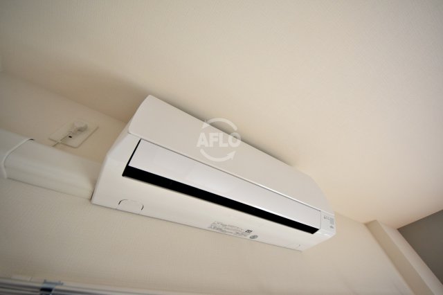 その他設備　エグゼ堺筋本町　エアコン