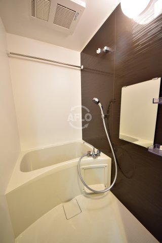 バス・シャワールーム　エグゼ堺筋本町　浴室