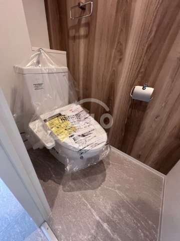 トイレ　S-MOVE大阪鶴見　温水洗浄便座