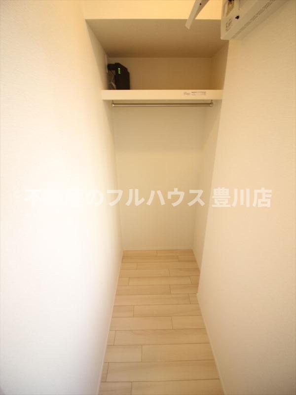収納　写真は同型タイプ別物件