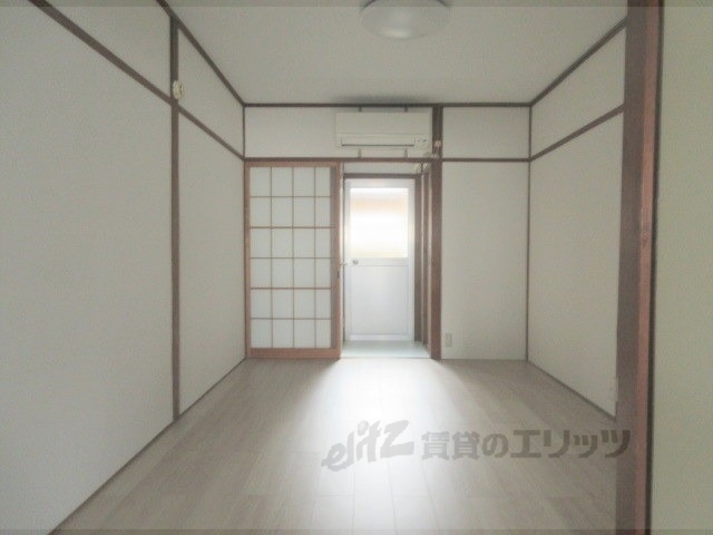 居室・リビング　洋室