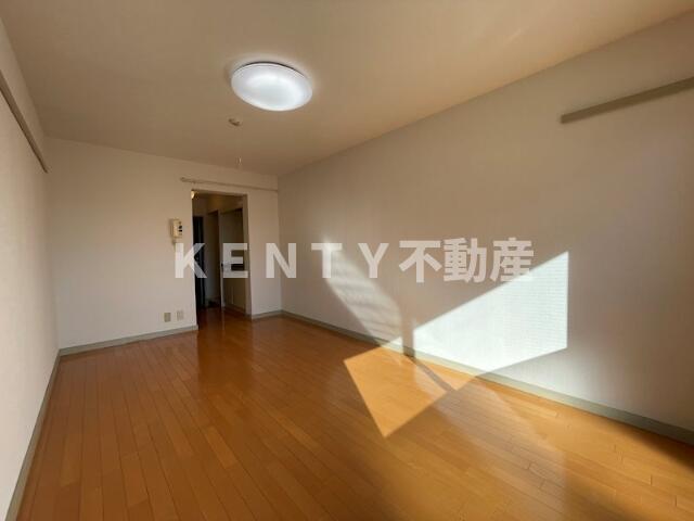 その他部屋・スペース　使い勝手のいい寝室です