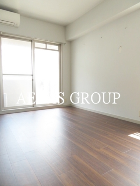 居室・リビング　寝室