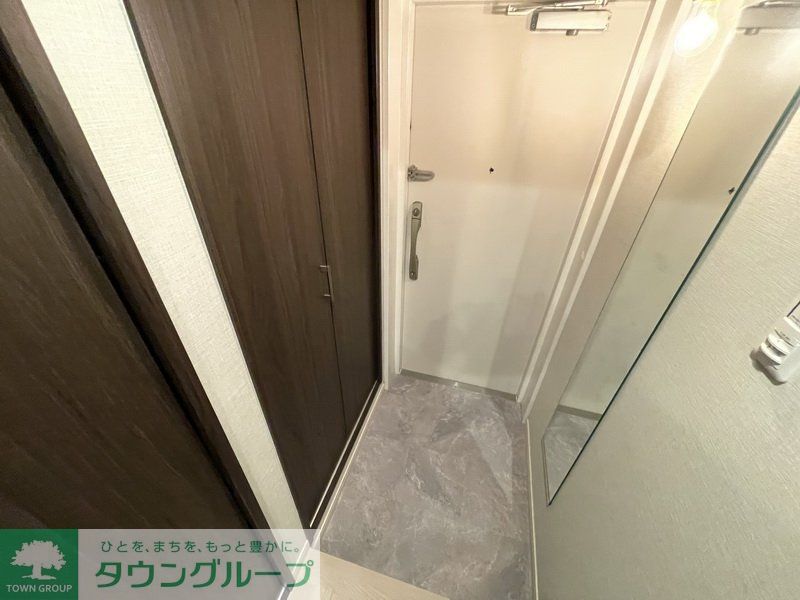玄関　お問合せは(株)タウンハウジングレジデンス事業部までお問合…