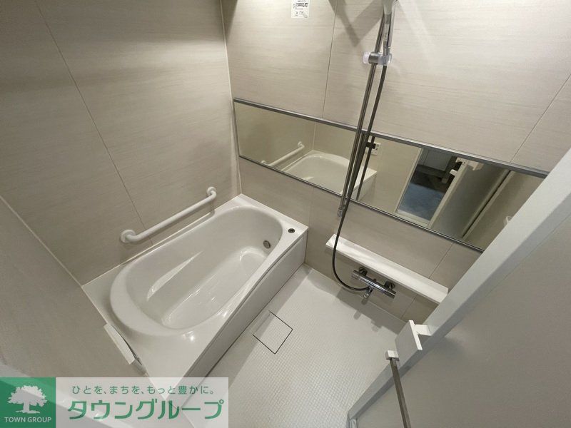 バス・シャワールーム　お問合せは(株)タウンハウジングレジデンス事業部までお問合…