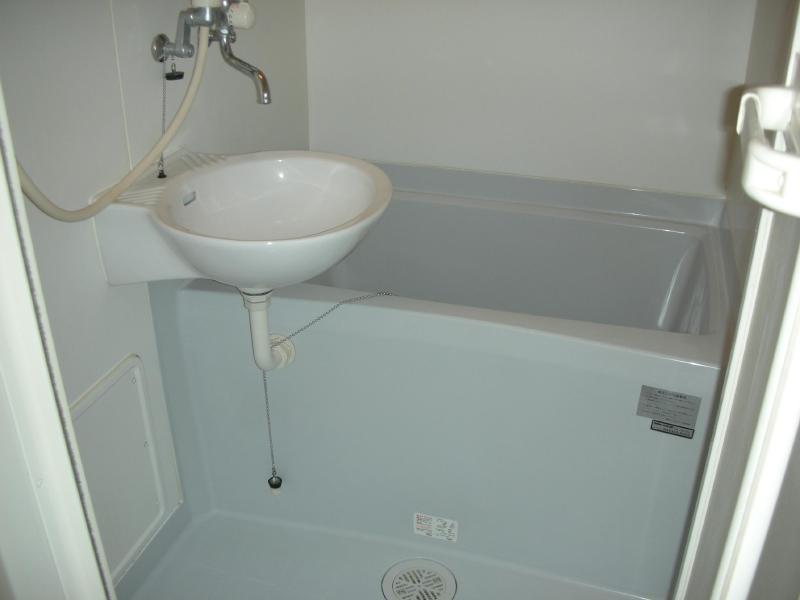 バス・シャワールーム　バス