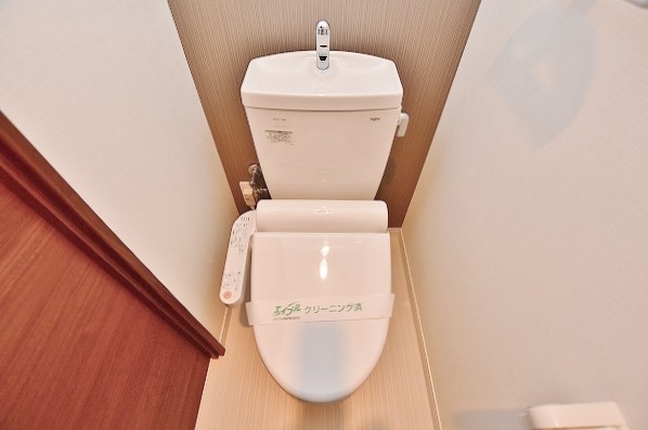 トイレ　★温水洗浄便座★
