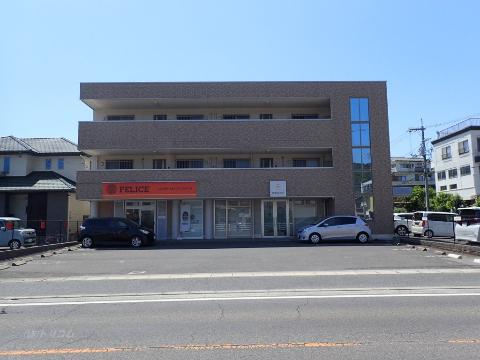 建物外観　外観写真（昼）