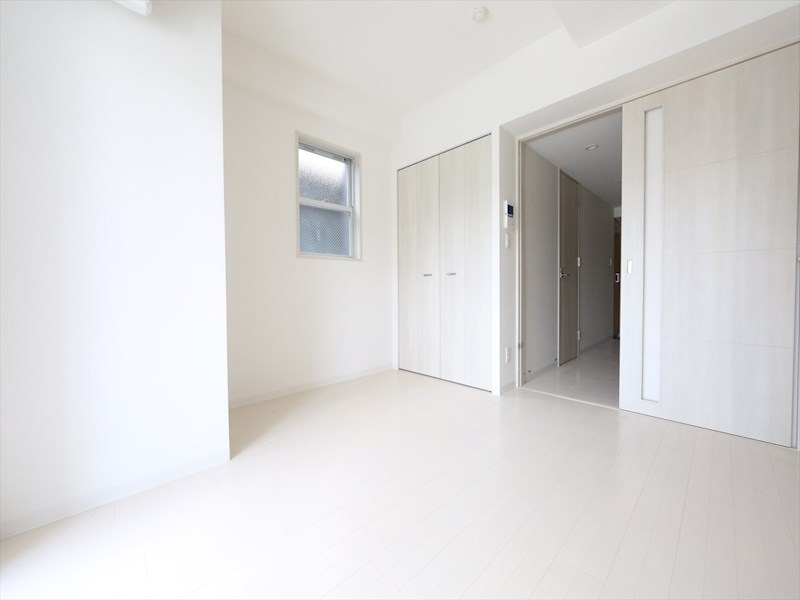 その他部屋・スペース　洋室6.1帖　クローゼット付（収納充実してます）