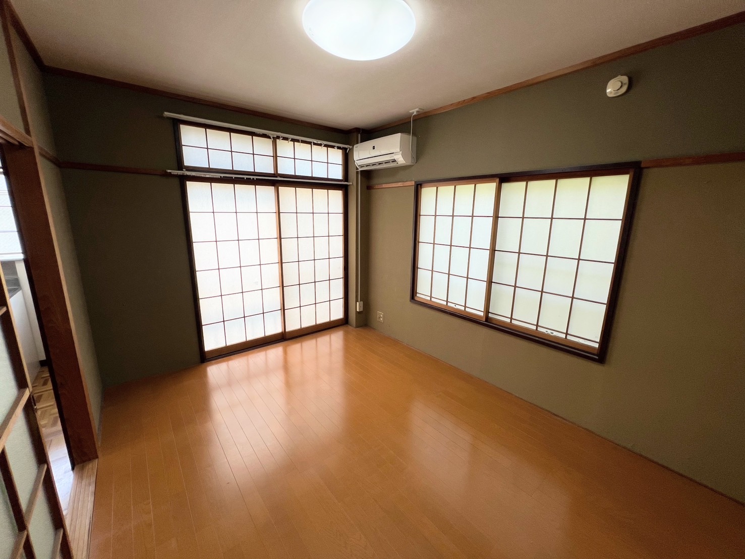 居室・リビング　日当たり良好！