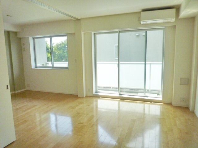 居室・リビング　★明るいお部屋★