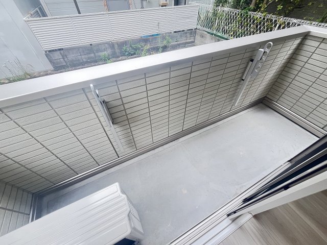 バルコニー　お洗濯にも便利なバルコニー付き