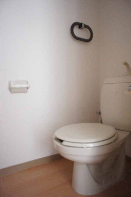 トイレ　図面と現状に相違がある場合には現状を優先