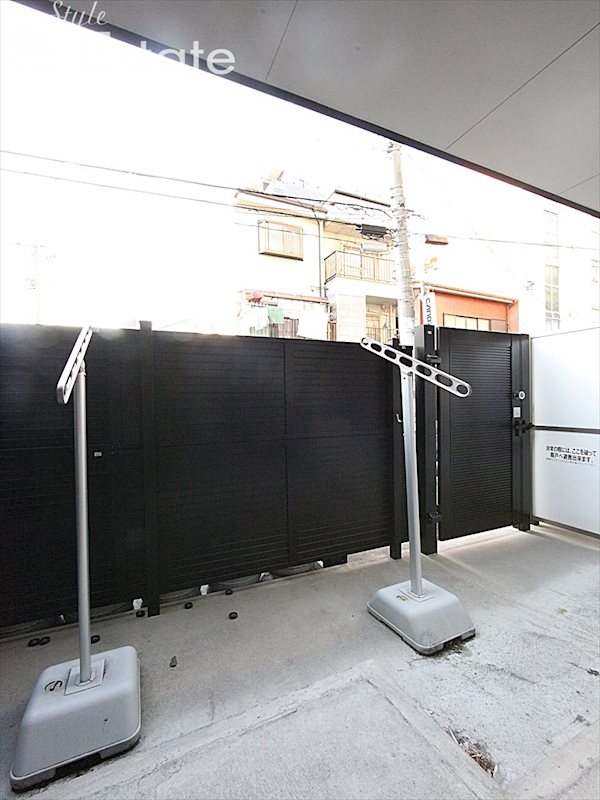 バルコニー　バルコニー