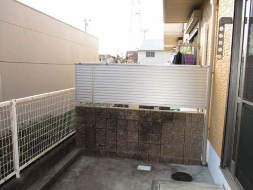 バルコニー　テラス