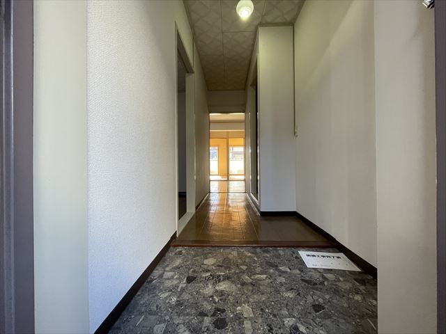 玄関　玄関