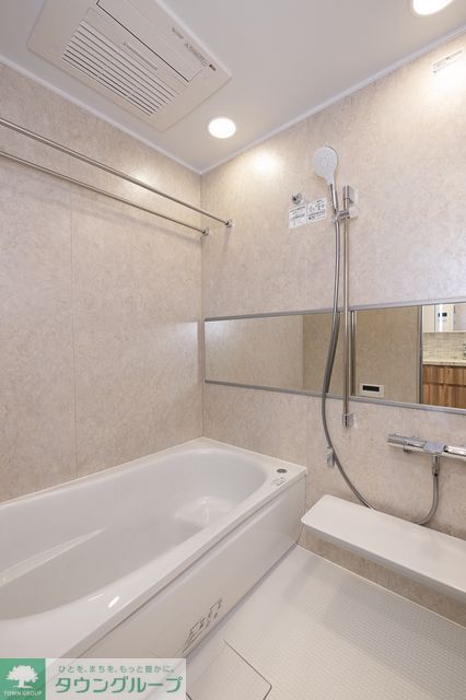 バス・シャワールーム　※写真は同タイプ住戸です。