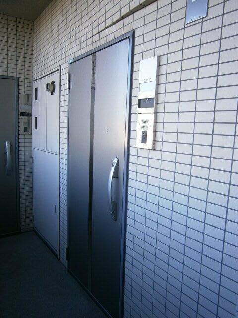 その他共有部分　玄関外観