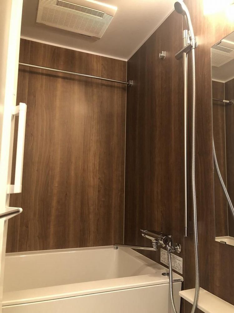 バス・シャワールーム　日々の疲れを癒すお風呂付です