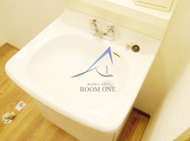 洗面設備　洗面台です。