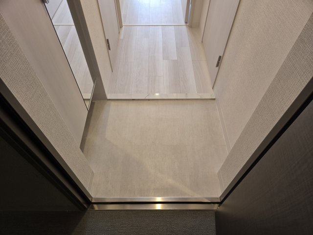 玄関　エスリード ザ・レガリア新栄PREMIER
