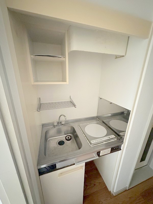 キッチン　お問合せはシティホーム海田センター　082-821-2227