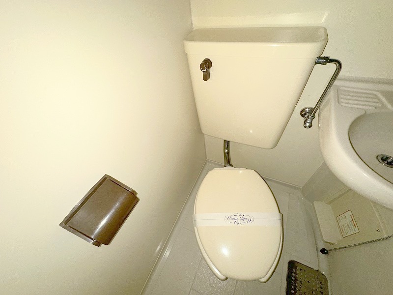 トイレ　お問合せはシティホーム海田センター　082-821-2227