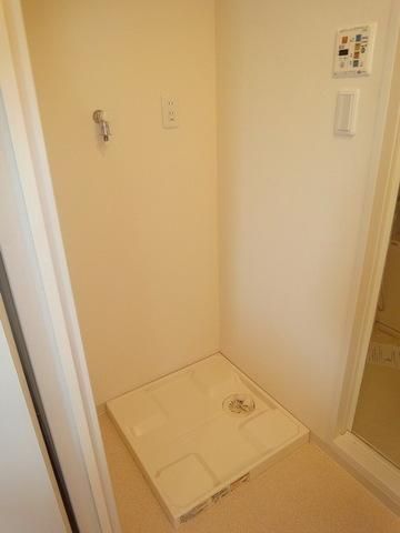 その他設備　室内洗濯機置場