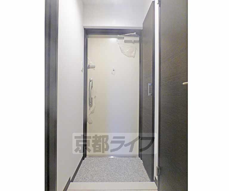 その他設備　しっかりとしたドア。