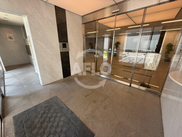 エントランス　夕陽丘イクス　エントランス